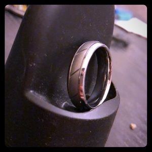 Triton men’s wedding band